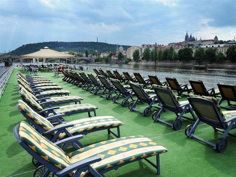 Florentina Boat Прага Екстериор снимка